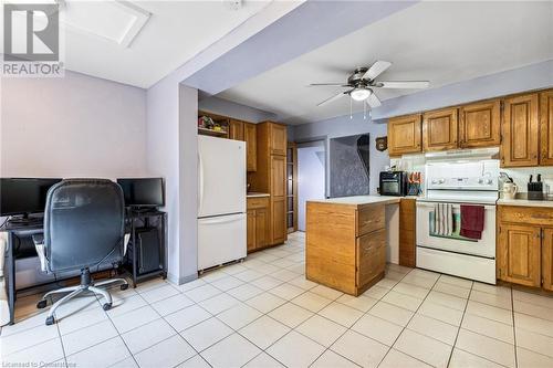 127 Grosvenor Avenue N, Hamilton, ON - Indoor Photo Showing Kitchen