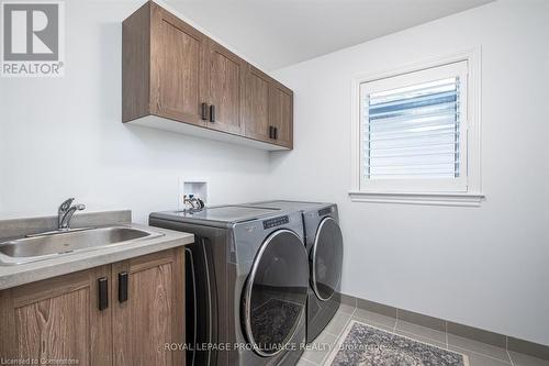 648 Halloway  (Upper Level) Drive, Kingston, ON - Indoor Photo Showing Laundry Room