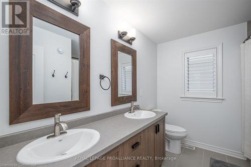 648 Halloway  (Upper Level) Drive, Kingston, ON - Indoor Photo Showing Bathroom