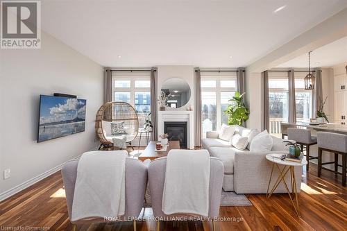 648 Halloway  (Upper Level) Drive, Kingston, ON - Indoor Photo Showing Living Room With Fireplace