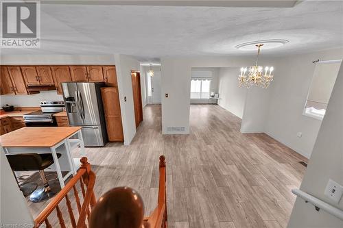 541 Limeridge Road E, Hamilton, ON - Indoor Photo Showing Kitchen