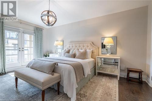 190 Dorval Drive, Oakville, ON - Indoor Photo Showing Bedroom