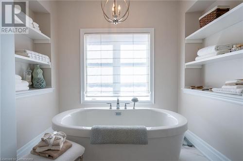 190 Dorval Drive, Oakville, ON - Indoor Photo Showing Bathroom