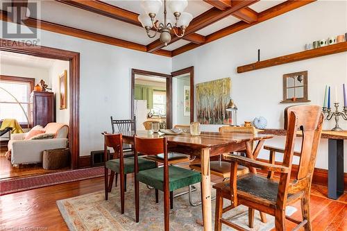 4629 Ellis Street, Niagara Falls, ON - Indoor Photo Showing Dining Room