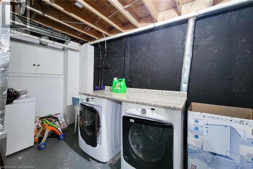 85 Charleswood Crescent, Hamilton, ON - Indoor Photo Showing Laundry Room