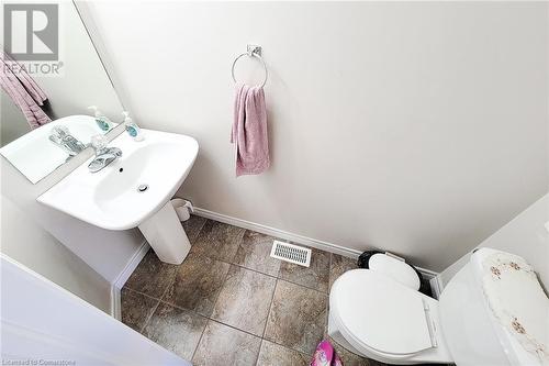 85 Charleswood Crescent, Hamilton, ON - Indoor Photo Showing Bathroom