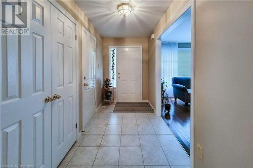 31 Foxmeadow Drive, Hamilton, ON - Indoor Photo Showing Other Room