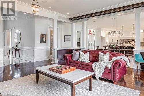 14 Wisteria Lane, York, ON - Indoor Photo Showing Living Room