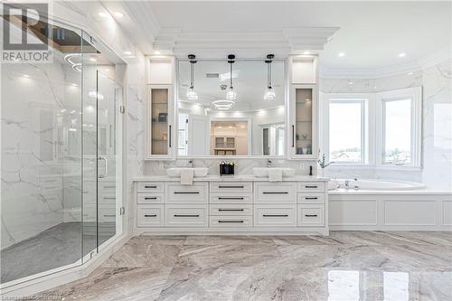 14 Wisteria Lane, York, ON - Indoor Photo Showing Bathroom