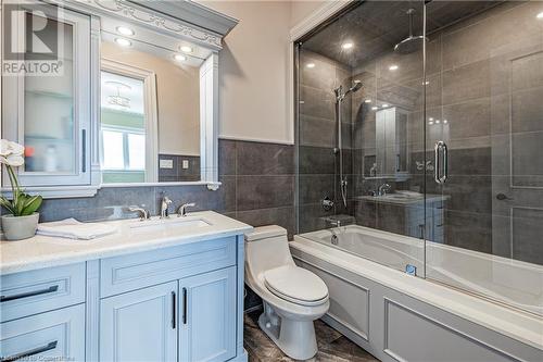 14 Wisteria Lane, York, ON - Indoor Photo Showing Bathroom