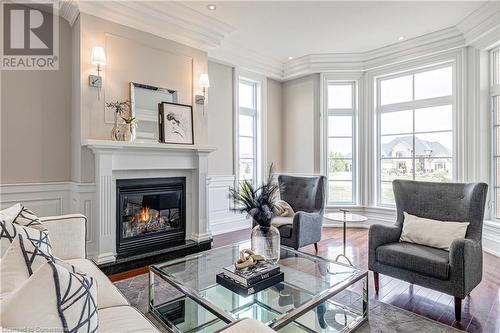 14 Wisteria Lane, York, ON - Indoor Photo Showing Living Room With Fireplace