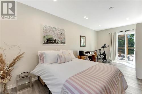 2588 King Street E, Hamilton, ON - Indoor Photo Showing Bedroom