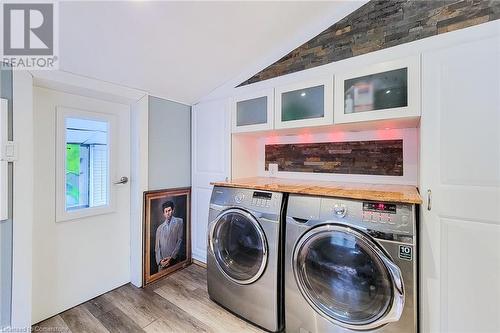 42 Emilie Street, Brantford, ON - Indoor Photo Showing Laundry Room