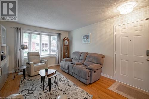 31 Kinross Street Unit# 5, Caledonia, ON - Indoor Photo Showing Living Room