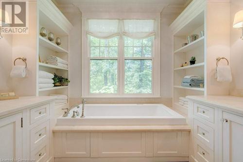 183 Mill Street, Hamilton, ON - Indoor Photo Showing Bathroom