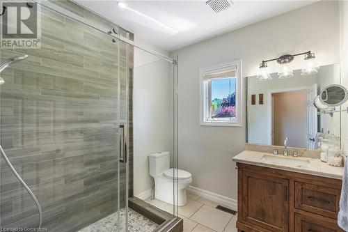 46 Sea Breeze Drive, Port Dover, ON - Indoor Photo Showing Bathroom