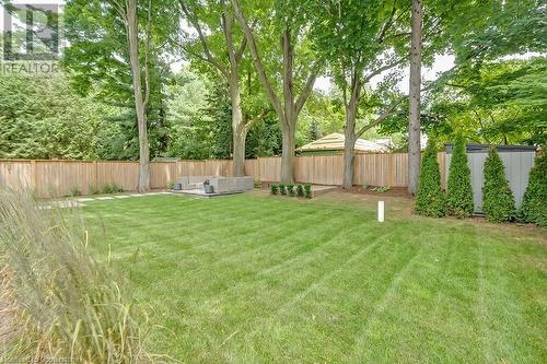 185 Valleyview Drive, Ancaster, ON - Outdoor With Backyard