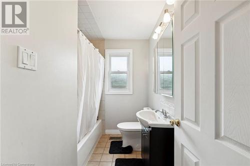 426 Delrex Boulevard, Georgetown, ON - Indoor Photo Showing Bathroom