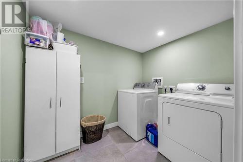 165 Woodway Trail, Simcoe, ON - Indoor Photo Showing Laundry Room