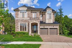 912 Forest Creek Court  Kitchener, ON N2R 0M6