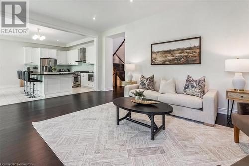 912 Forest Creek Court, Kitchener, ON - Indoor Photo Showing Living Room