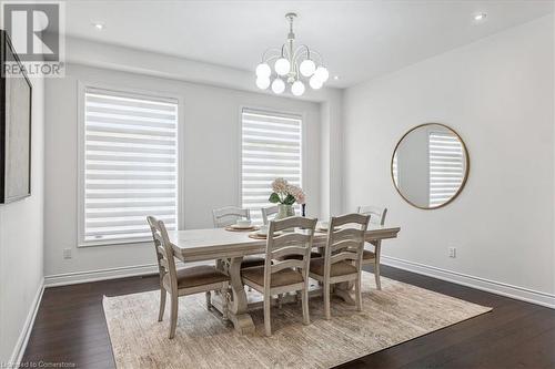 912 Forest Creek Court, Kitchener, ON - Indoor Photo Showing Dining Room