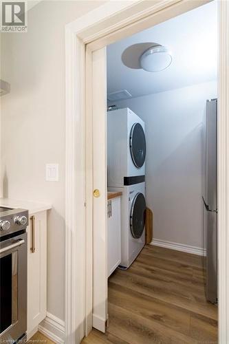 5188 Lakeshore Road Unit# 208, Burlington, ON - Indoor Photo Showing Laundry Room