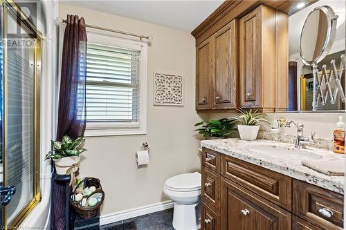 539 Forks Road, Welland, ON - Indoor Photo Showing Bathroom