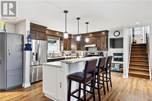 539 Forks Road, Welland, ON - Indoor Photo Showing Kitchen With Upgraded Kitchen