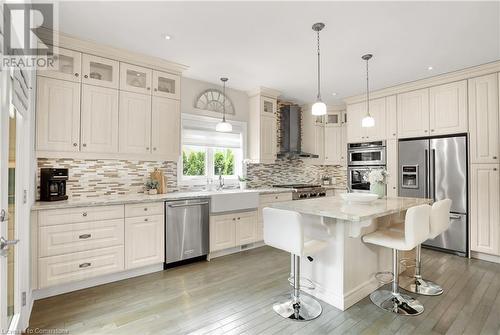 4 Meritage Lane, Niagara-On-The-Lake, ON - Indoor Photo Showing Kitchen With Upgraded Kitchen