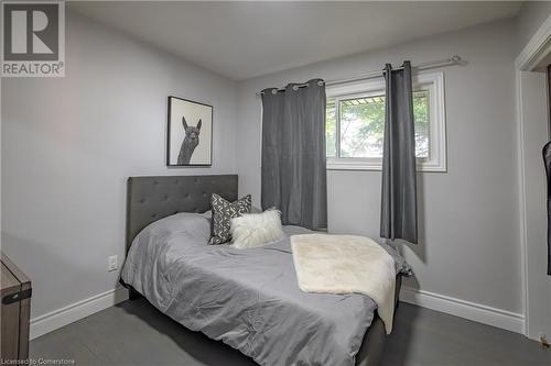 4315 Highway #6 Highway, Glanbrook, ON - Indoor Photo Showing Bedroom