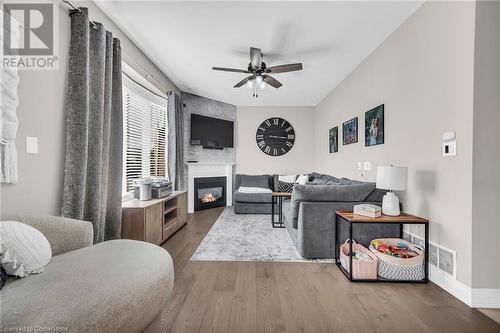 8 Saybrook Gardens, Stoney Creek, ON - Indoor Photo Showing Other Room With Fireplace