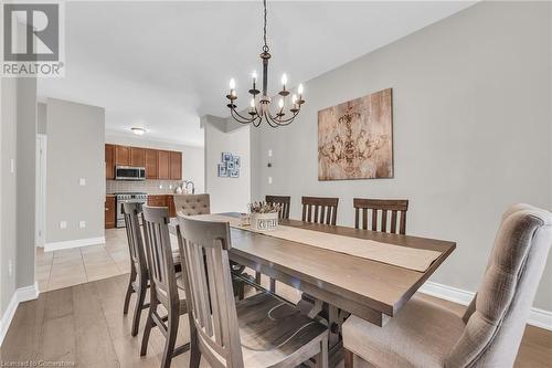 8 Saybrook Gardens, Stoney Creek, ON - Indoor Photo Showing Dining Room