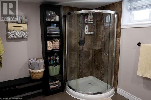 12 Ivy Avenue, St. Catharines, ON - Indoor Photo Showing Bathroom