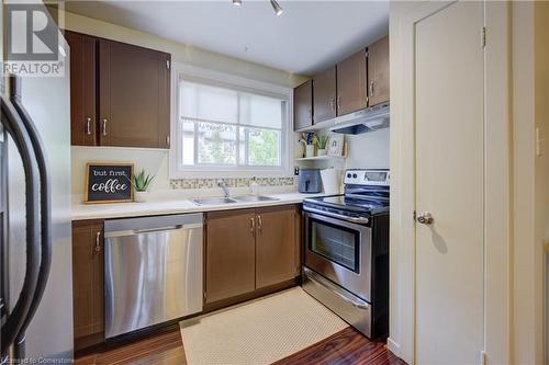 95 Fonthill Road Unit# 4, Hamilton, ON - Indoor Photo Showing Kitchen With Double Sink