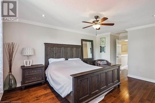 9 Newell Court, Hamilton, ON - Indoor Photo Showing Bedroom