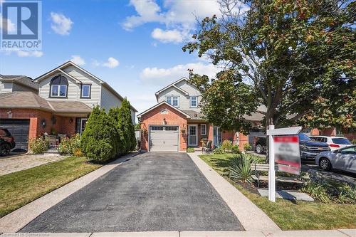 9 Newell Court, Hamilton, ON - Outdoor With Facade