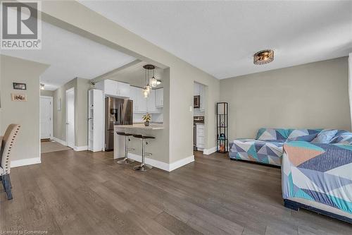 2200 Glenwood School Drive Unit# 42, Burlington, ON - Indoor Photo Showing Bedroom