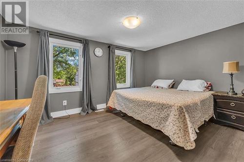 2200 Glenwood School Drive Unit# 42, Burlington, ON - Indoor Photo Showing Bedroom