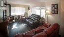 477 Richard Crescent, Strathroy-Caradoc (Sw), ON  - Indoor Photo Showing Living Room 