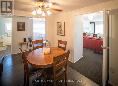 477 Richard Crescent, Strathroy-Caradoc (Sw), ON - Indoor Photo Showing Dining Room