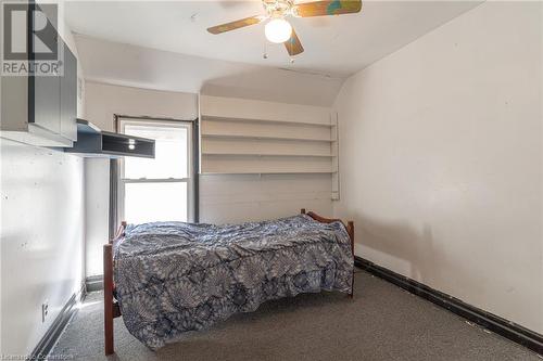 76 Gage Avenue N, Hamilton, ON - Indoor Photo Showing Bedroom