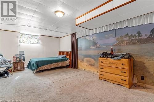 139 Tragina Avenue S, Hamilton, ON - Indoor Photo Showing Bedroom