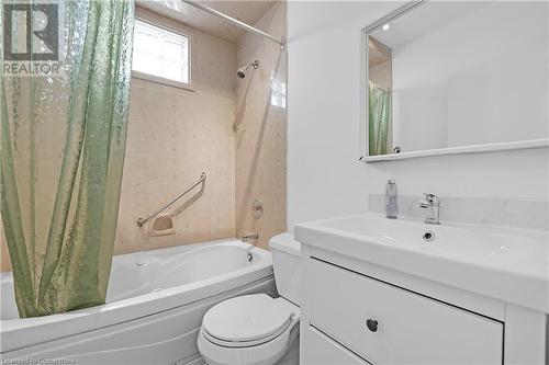 191 West 2Nd Street Unit# Upper, Hamilton, ON - Indoor Photo Showing Bathroom