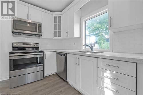 191 West 2Nd Street Unit# Upper, Hamilton, ON - Indoor Photo Showing Kitchen With Double Sink