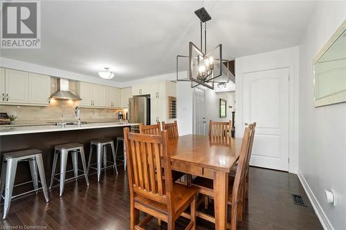 1035 Victoria Road S Unit# 119, Guelph, ON - Indoor Photo Showing Dining Room