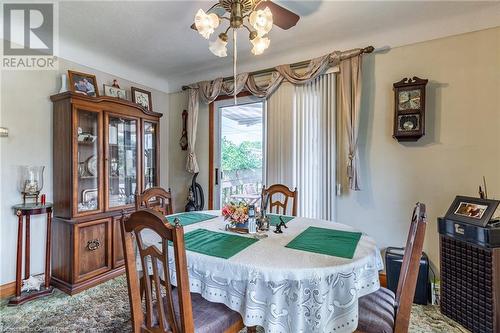 5473 Hillsdale Avenue, Niagara Falls, ON - Indoor Photo Showing Dining Room