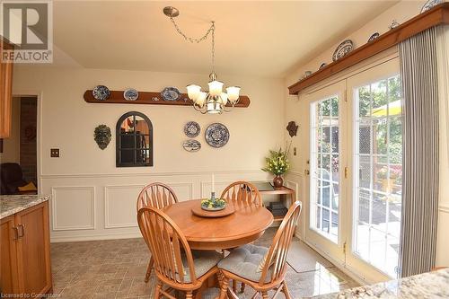 8 Lennard Crescent, Dundas, ON - Indoor Photo Showing Dining Room