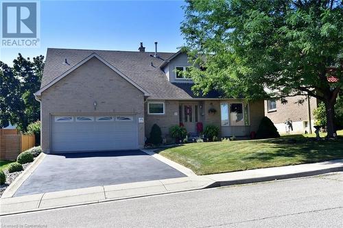 8 Lennard Crescent, Dundas, ON - Outdoor With Facade