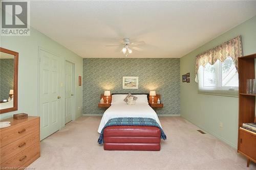 8 Lennard Crescent, Dundas, ON - Indoor Photo Showing Bedroom